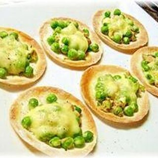 春の味＾＾餃子の皮deグリーンピースピザ